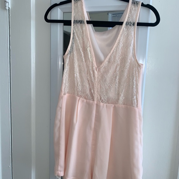m i s s l o v e pale pink lace romper - Picture 2 of 4